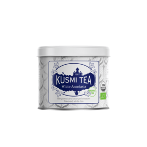 Een blikje met White Anastasia van Kusmi Tea